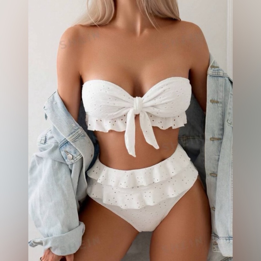 Women’s Pink Eyelet Bikini